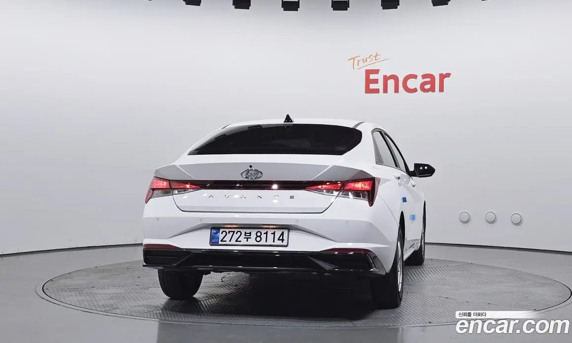 Hyundai Avante 2023 1.6 автомат (гидро), фото 4 Hyundai Avante 2023 1.6 автомат (гидро), фото 4