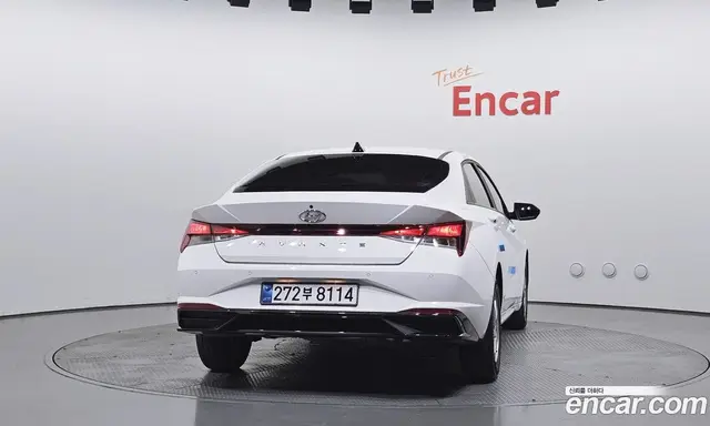 Hyundai Avante 2023 1.6 автомат (гидро), миниатюра 4 Hyundai Avante 2023 1.6 автомат (гидро), миниатюра 4