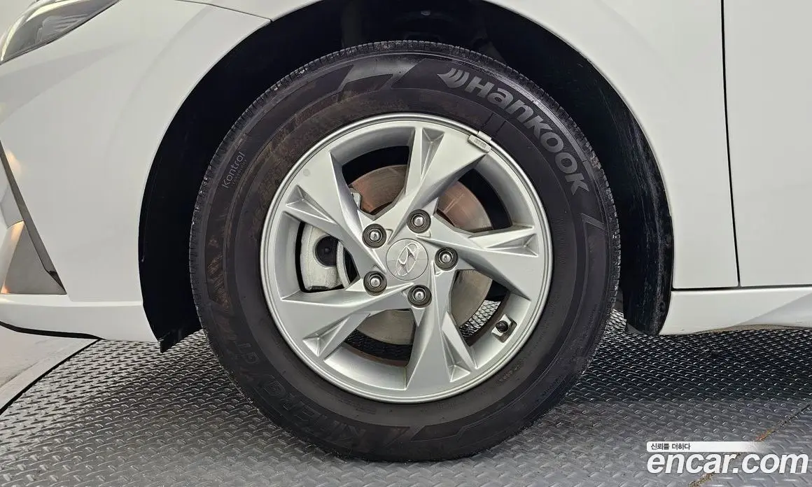 Hyundai Avante 2023 1.6 автомат (гидро), фото 5 Hyundai Avante 2023 1.6 автомат (гидро), фото 5
