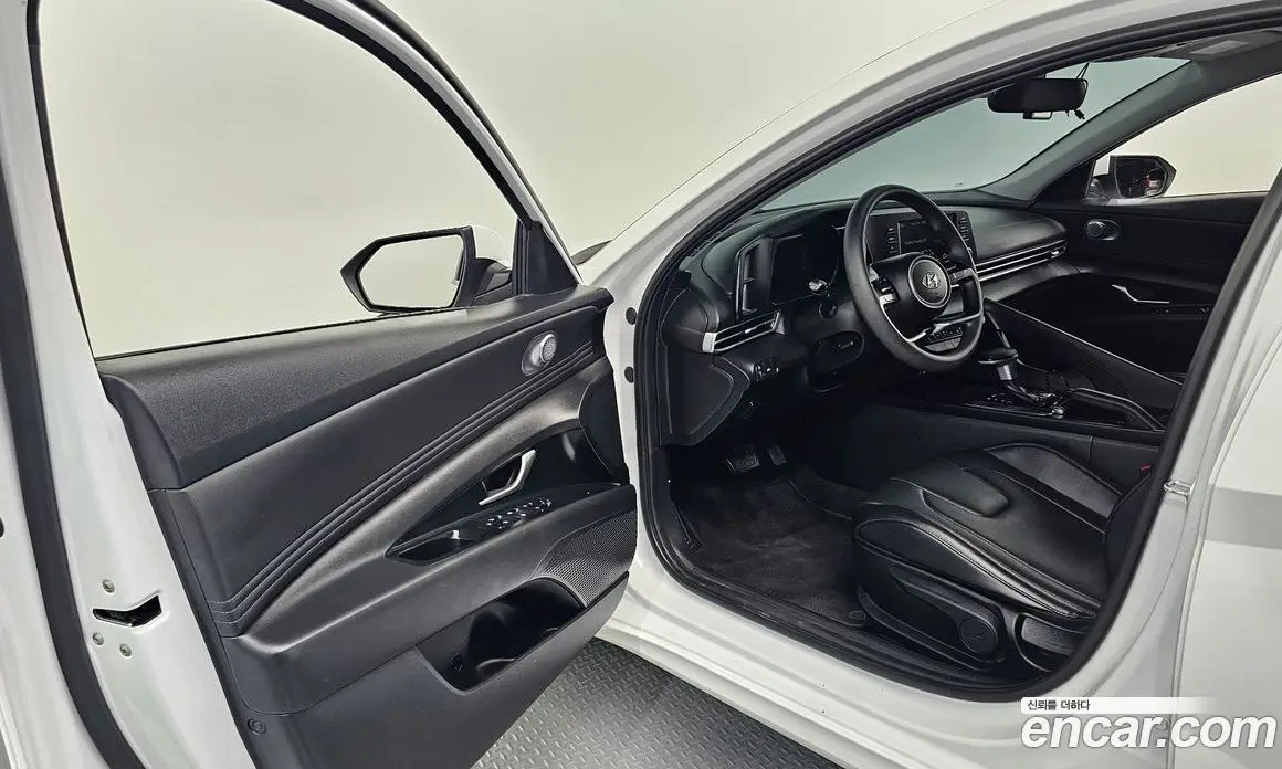 Hyundai Avante 2023 1.6 автомат (гидро), фото 13 Hyundai Avante 2023 1.6 автомат (гидро), фото 13