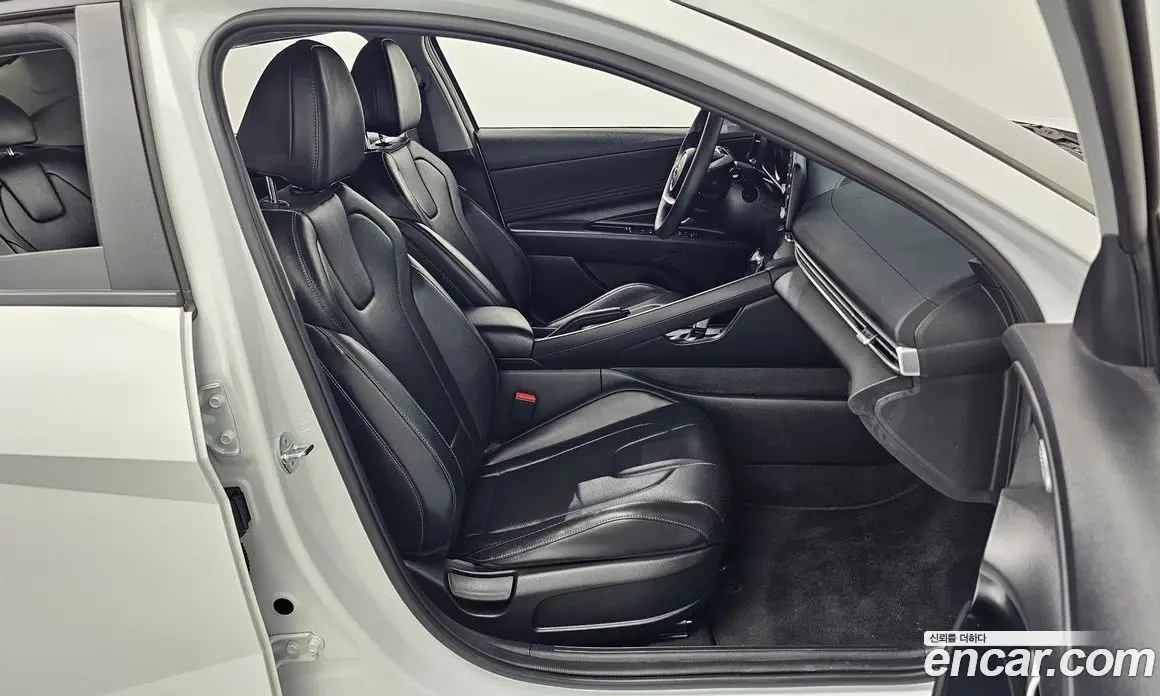 Hyundai Avante 2023 1.6 автомат (гидро), фото 16 Hyundai Avante 2023 1.6 автомат (гидро), фото 16