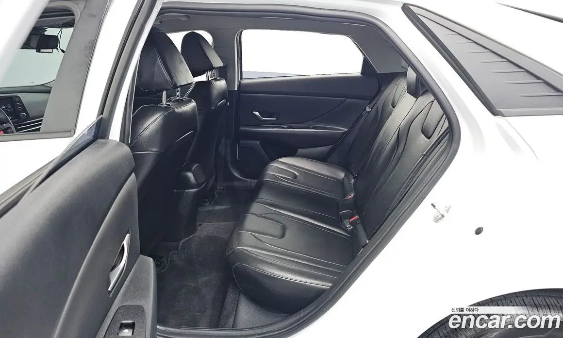 Hyundai Avante 2023 1.6 автомат (гидро), фото 17 Hyundai Avante 2023 1.6 автомат (гидро), фото 17