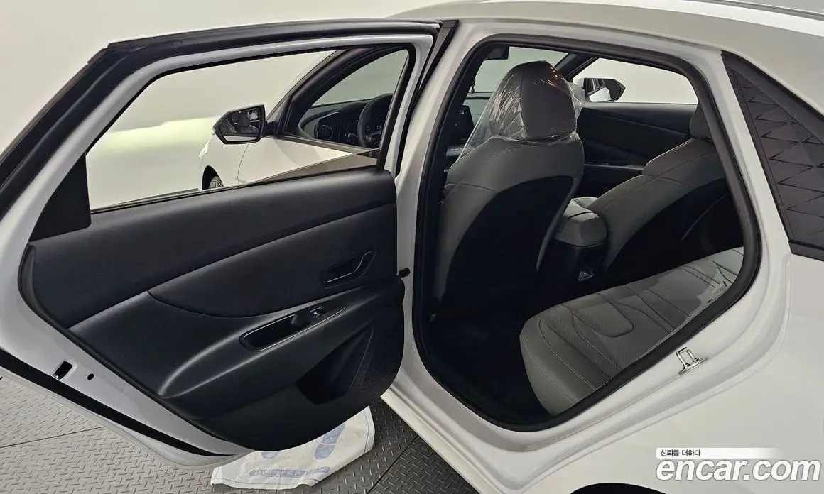 Hyundai Avante 2024 1.6 автомат (гидро), фото 16 Hyundai Avante 2024 1.6 автомат (гидро), фото 16