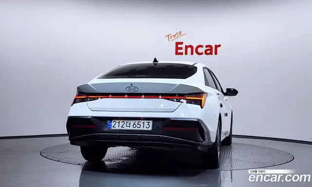 Hyundai Avante 2024 1.6 автомат (гидро), миниатюра 4 Hyundai Avante 2024 1.6 автомат (гидро), миниатюра 4