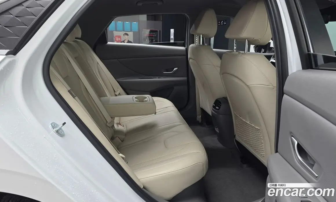 Hyundai Avante 2025 1.6 автомат (гидро), фото 16