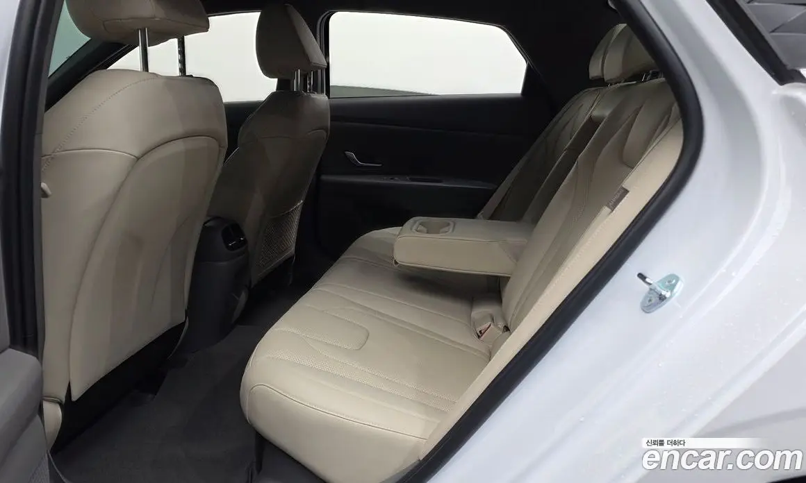 Hyundai Avante 2025 1.6 автомат (гидро), фото 18
