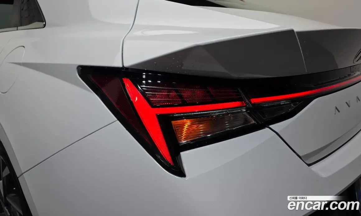 Hyundai Avante 2025 1.6 автомат (гидро), фото 9