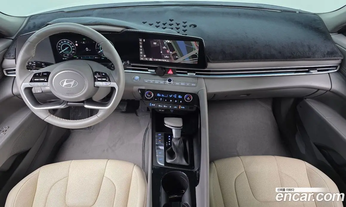 Hyundai Avante 2025 1.6 автомат (гидро), фото 10