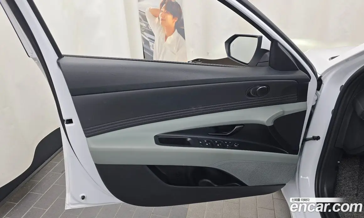 Hyundai Avante 2025 1.6 автомат (гидро), фото 14