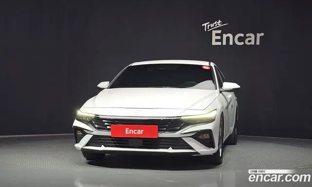 Hyundai Avante 2025 1.6 автомат (гидро), миниатюра 3