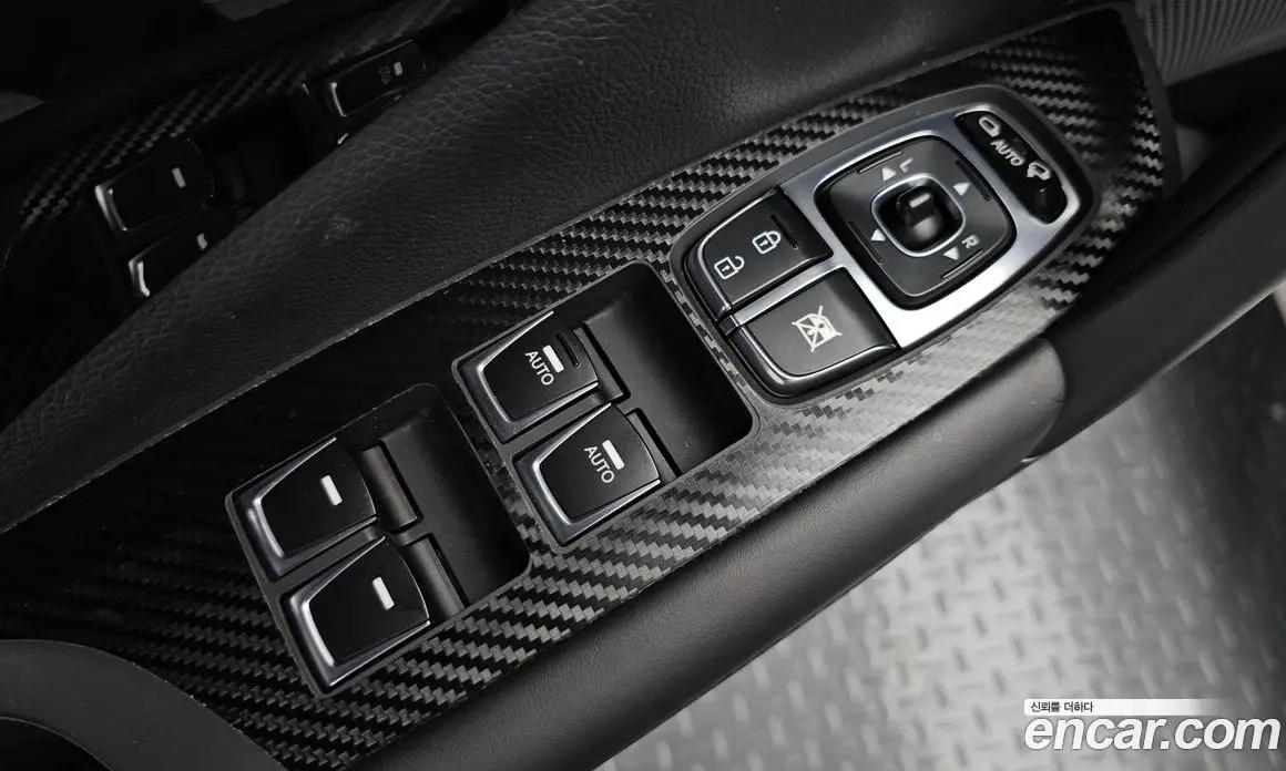 Hyundai Grandeur 2016 2.4 автомат (гидро), фото 30 Hyundai Grandeur 2016 2.4 автомат (гидро), фото 30