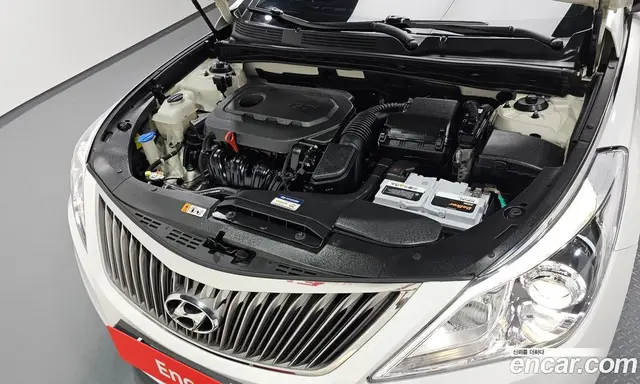 Hyundai Grandeur 2016 2.4 автомат (гидро), миниатюра 6 Hyundai Grandeur 2016 2.4 автомат (гидро), миниатюра 6