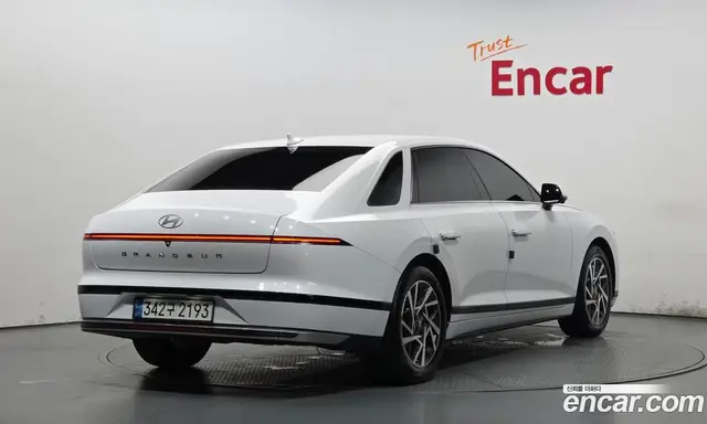 Hyundai Grandeur 2023 2.5 автомат (гидро), миниатюра 2 Hyundai Grandeur 2023 2.5 автомат (гидро), миниатюра 2