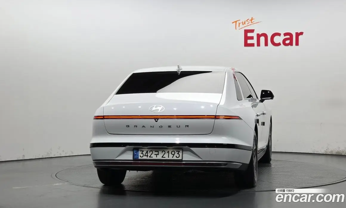 Hyundai Grandeur 2023 2.5 автомат (гидро), фото 4 Hyundai Grandeur 2023 2.5 автомат (гидро), фото 4