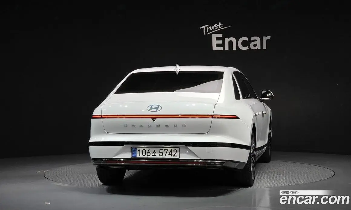 Hyundai Grandeur 2023 1.6 автомат (гидро), фото 4 Hyundai Grandeur 2023 1.6 автомат (гидро), фото 4