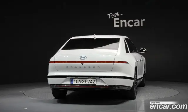 Hyundai Grandeur 2023 1.6 автомат (гидро), миниатюра 4 Hyundai Grandeur 2023 1.6 автомат (гидро), миниатюра 4