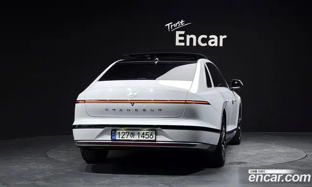 Hyundai Grandeur 2023 3.5 автомат (гидро), миниатюра 4 Hyundai Grandeur 2023 3.5 автомат (гидро), миниатюра 4