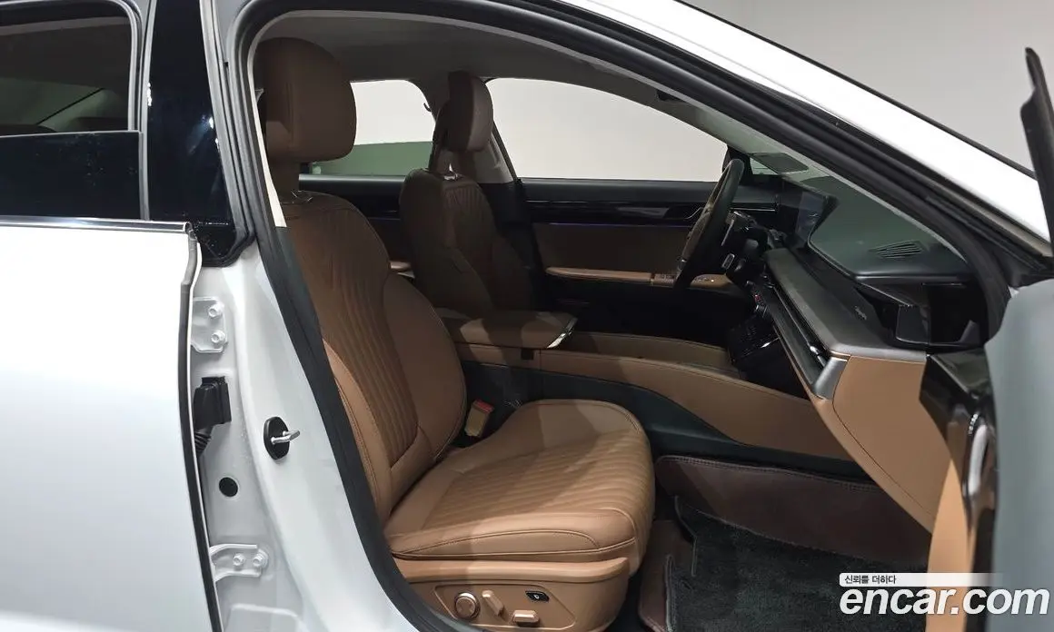 Hyundai Grandeur 2025 2.5 автомат (гидро), фото 17 Hyundai Grandeur 2025 2.5 автомат (гидро), фото 17