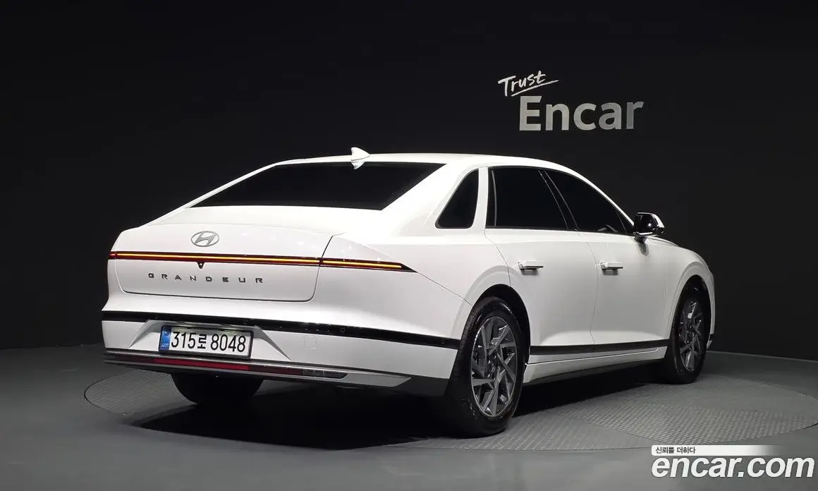 Hyundai Grandeur 2026 1.6 автомат (гидро), фото 2 Hyundai Grandeur 2026 1.6 автомат (гидро), фото 2