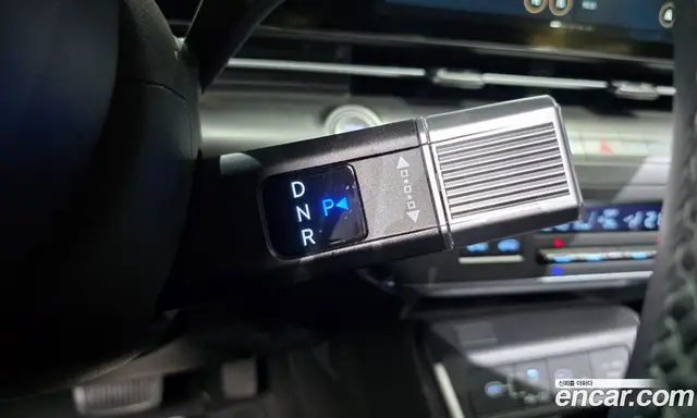 Hyundai Kona 2023 1.6 автомат (гидро), миниатюра 12
