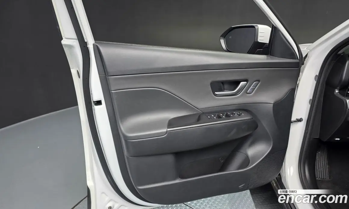 Hyundai Kona 2023 1.6 автомат (гидро), фото 14 Hyundai Kona 2023 1.6 автомат (гидро), фото 14