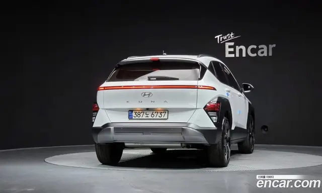 Hyundai Kona 2023 1.6 автомат (гидро), миниатюра 4 Hyundai Kona 2023 1.6 автомат (гидро), миниатюра 4