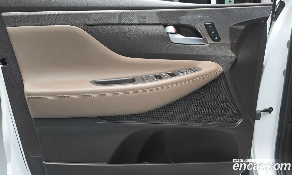 Hyundai Santa Fe 2019 2.0 автомат (гидро), фото 14