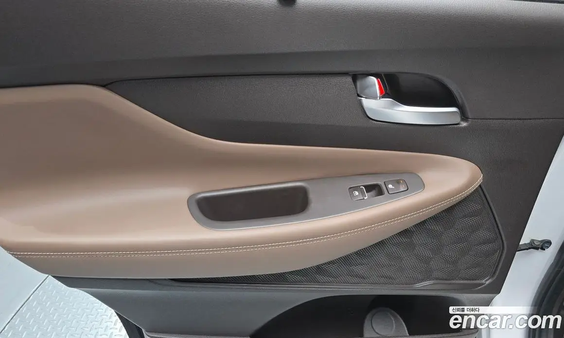 Hyundai Santa Fe 2019 2.0 автомат (гидро), фото 15