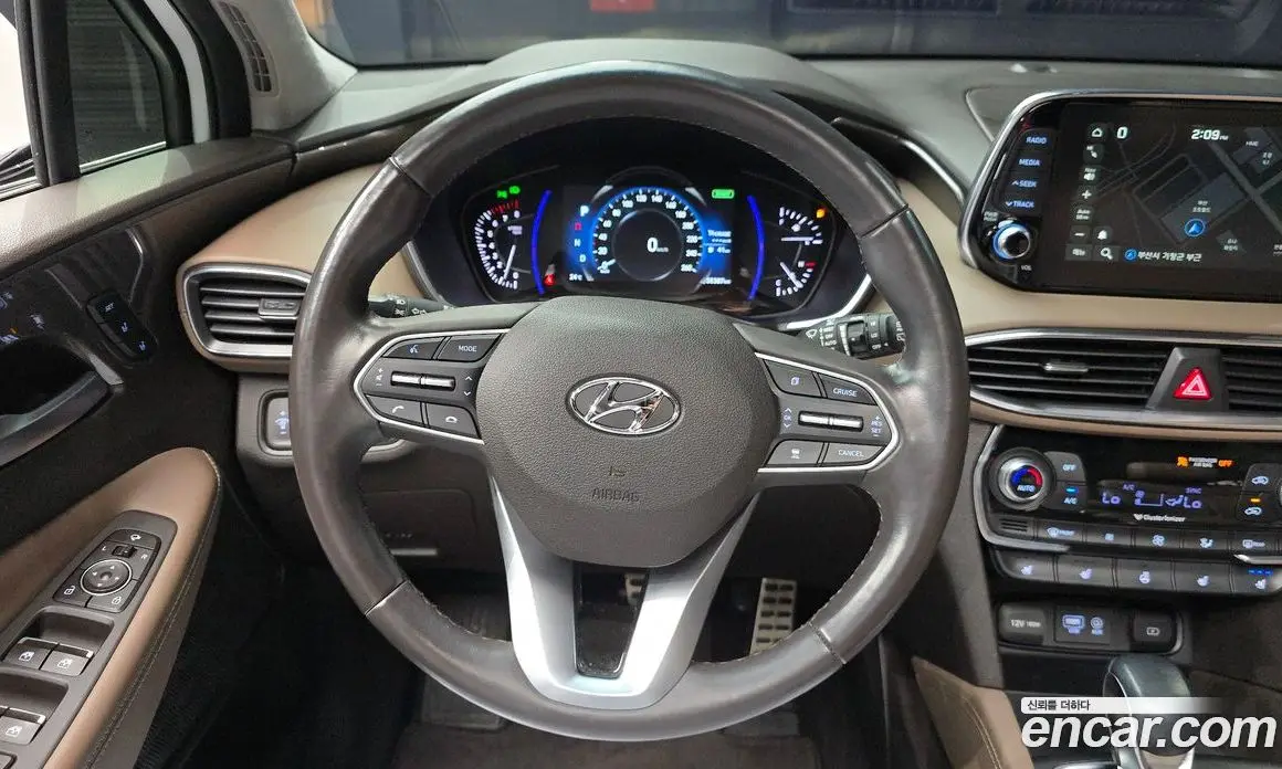 Hyundai Santa Fe 2019 2.0 автомат (гидро), фото 19