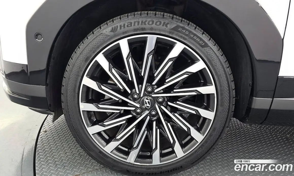 Hyundai Santa Fe 2023 2.5 автомат (гидро), фото 5