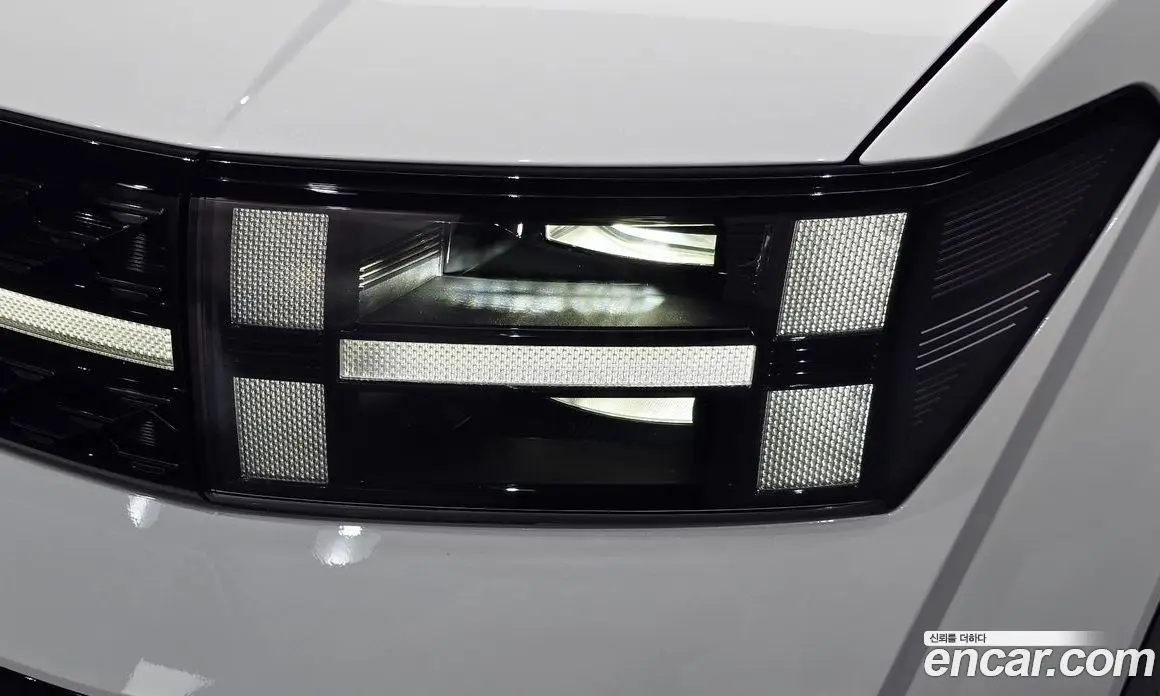 Hyundai Santa Fe 2025 1.6 автомат (гидро), фото 8 Hyundai Santa Fe 2025 1.6 автомат (гидро), фото 8