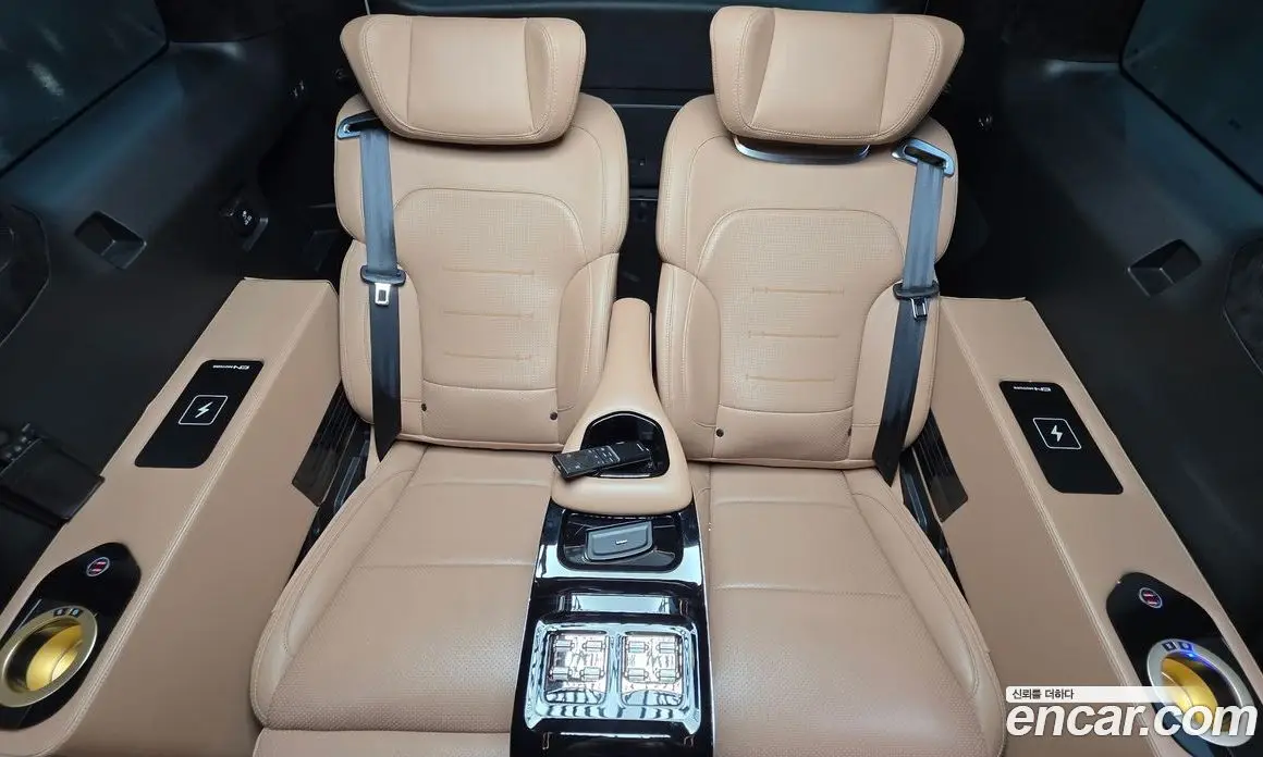 Hyundai Santa Fe 2025 1.6 автомат (гидро), фото 30 Hyundai Santa Fe 2025 1.6 автомат (гидро), фото 30