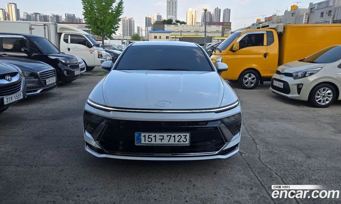 Hyundai Sonata 2023 2.0 автомат (гидро), фото 3 Hyundai Sonata 2023 2.0 автомат (гидро), фото 3