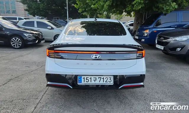 Hyundai Sonata 2023 2.0 автомат (гидро), миниатюра 6 Hyundai Sonata 2023 2.0 автомат (гидро), миниатюра 6