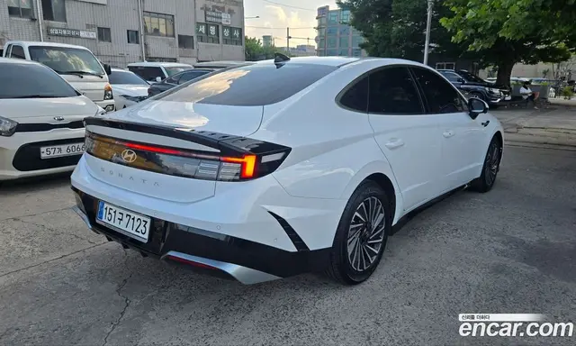 Hyundai Sonata 2023 2.0 автомат (гидро), миниатюра 7 Hyundai Sonata 2023 2.0 автомат (гидро), миниатюра 7