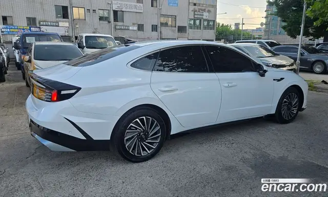 Hyundai Sonata 2023 2.0 автомат (гидро), миниатюра 8 Hyundai Sonata 2023 2.0 автомат (гидро), миниатюра 8