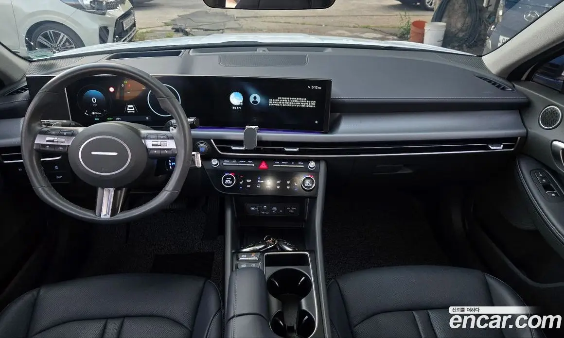 Hyundai Sonata 2023 2.0 автомат (гидро), фото 10 Hyundai Sonata 2023 2.0 автомат (гидро), фото 10