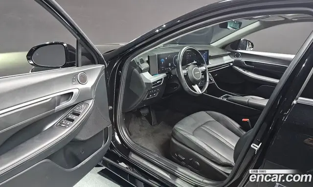 Hyundai Sonata 2024 2.0 автомат (гидро), миниатюра 10 Hyundai Sonata 2024 2.0 автомат (гидро), миниатюра 10