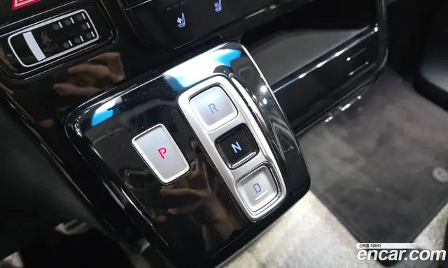 Hyundai Staria 2022 3.5 автомат (гидро), миниатюра 12