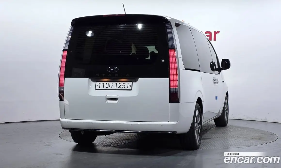 Hyundai Staria 2022 3.5 автомат (гидро), фото 4 Hyundai Staria 2022 3.5 автомат (гидро), фото 4