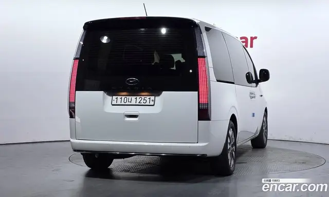 Hyundai Staria 2022 3.5 автомат (гидро), миниатюра 4 Hyundai Staria 2022 3.5 автомат (гидро), миниатюра 4