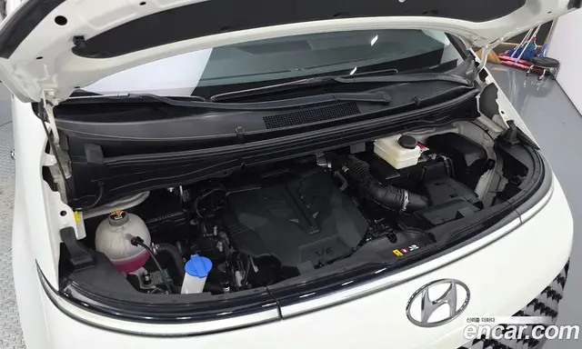 Hyundai Staria 2022 3.5 автомат (гидро), миниатюра 6 Hyundai Staria 2022 3.5 автомат (гидро), миниатюра 6