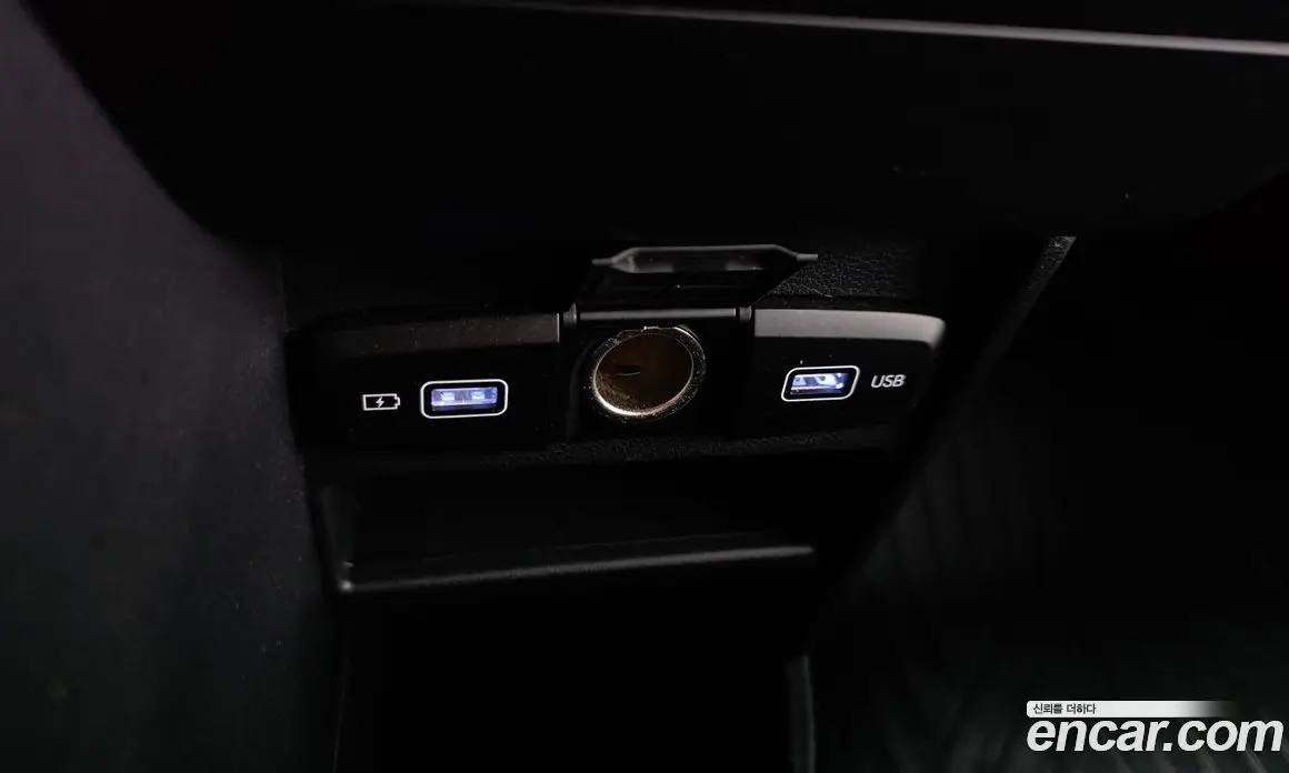 Hyundai Staria 2023 2.2 автомат (гидро), фото 24 Hyundai Staria 2023 2.2 автомат (гидро), фото 24