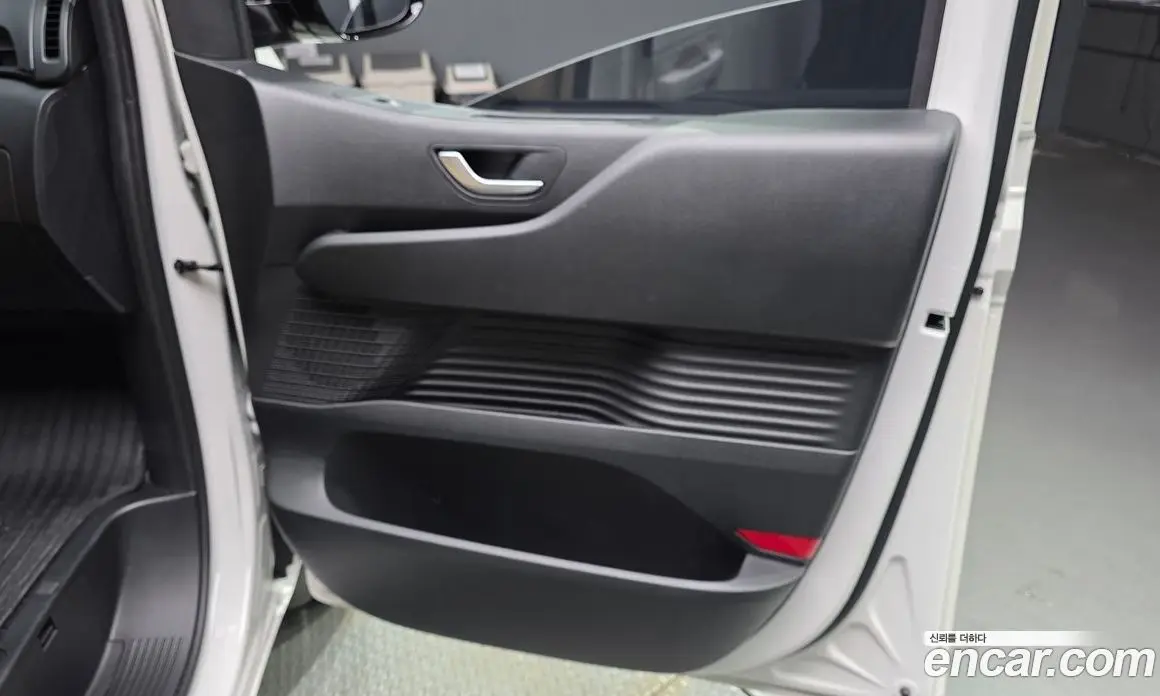 Hyundai Staria 2024 3.5 автомат (гидро), фото 15 Hyundai Staria 2024 3.5 автомат (гидро), фото 15