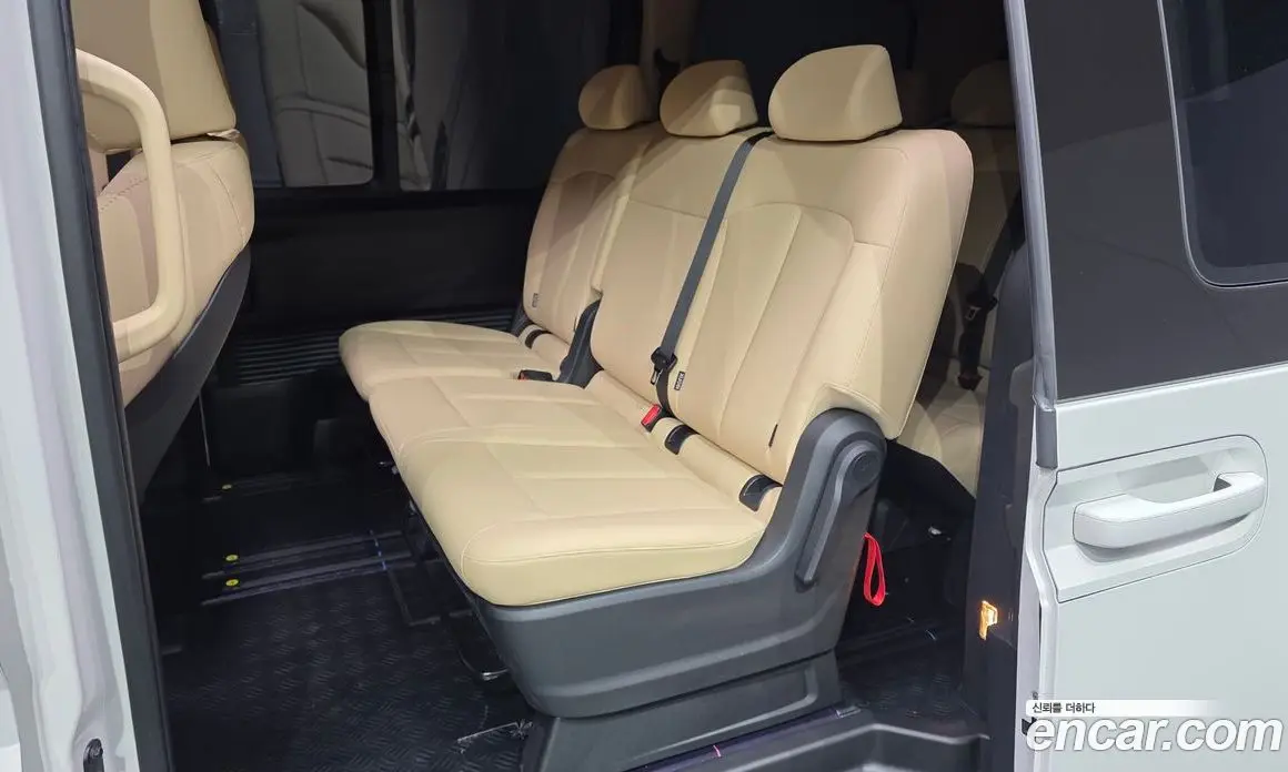 Hyundai Staria 2024 3.5 автомат (гидро), фото 16 Hyundai Staria 2024 3.5 автомат (гидро), фото 16