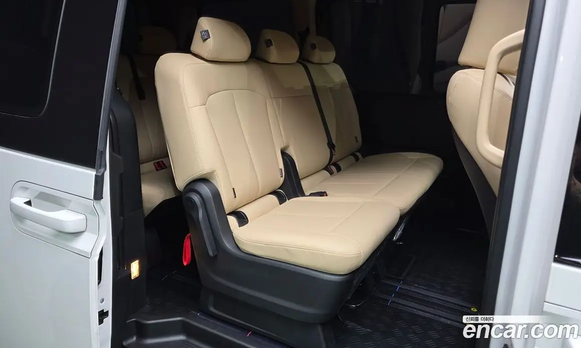 Hyundai Staria 2024 3.5 автомат (гидро), фото 18 Hyundai Staria 2024 3.5 автомат (гидро), фото 18