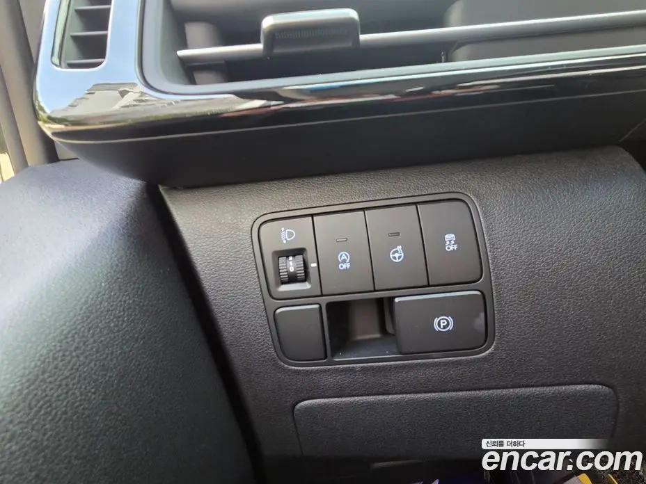 Hyundai Staria 2024 2.2 автомат (гидро), фото 17