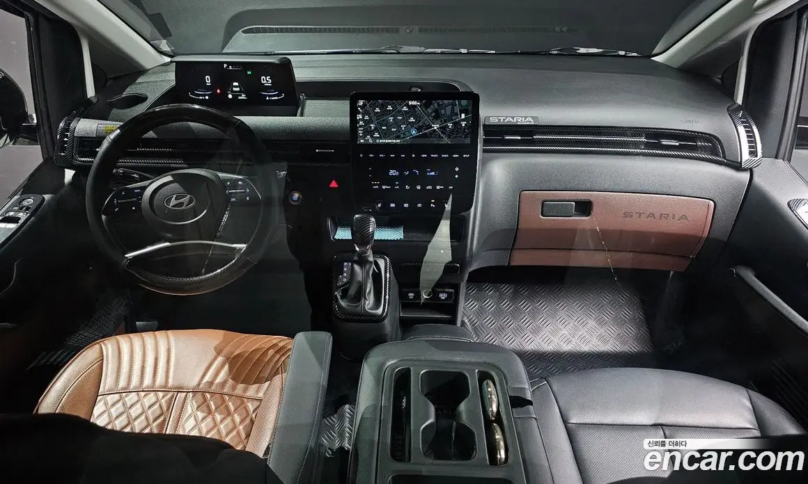 Hyundai Staria 2024 3.5 автомат (гидро), фото 10