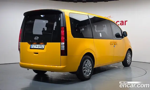 Hyundai Staria 2025 1.6 автомат (гидро), миниатюра 2