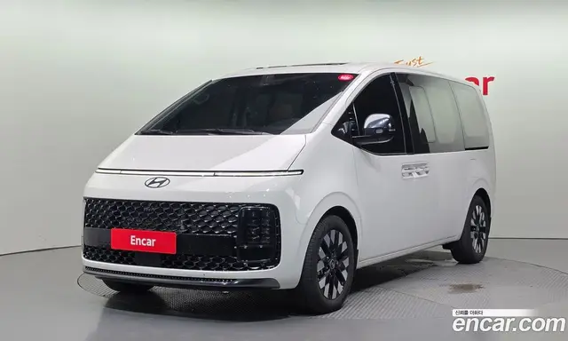 Hyundai Staria 2025 2.2 автомат (гидро), миниатюра 1